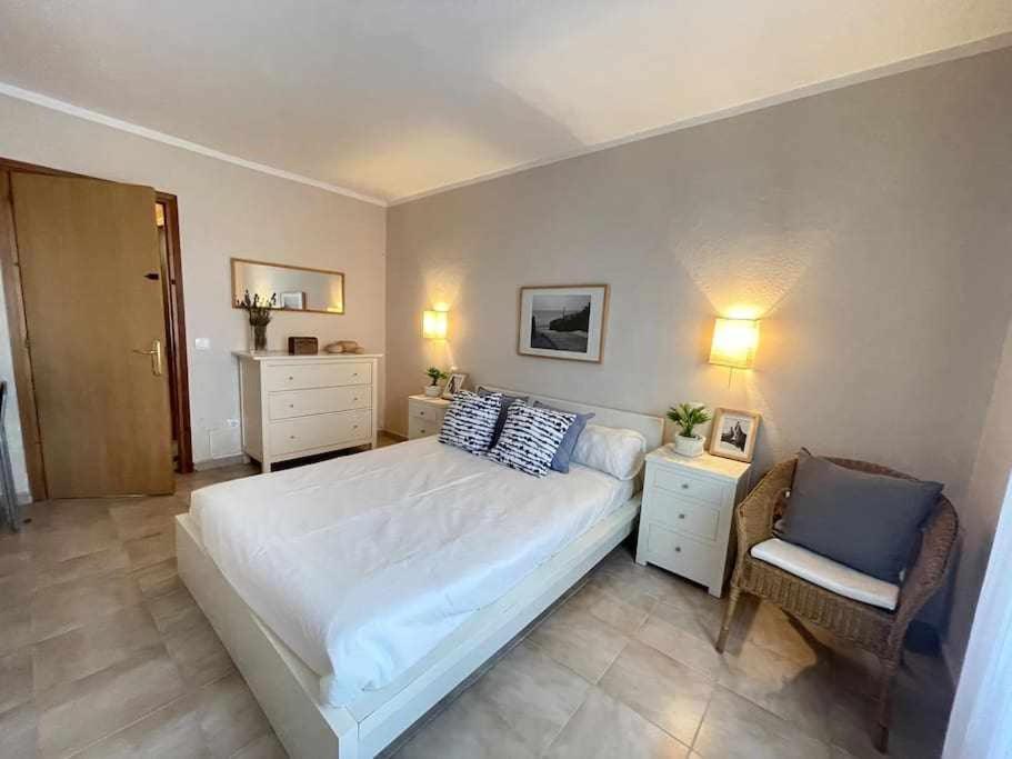 Macarella Apatamento Con Piscina Daire Cala'N Blanes  Dış mekan fotoğraf