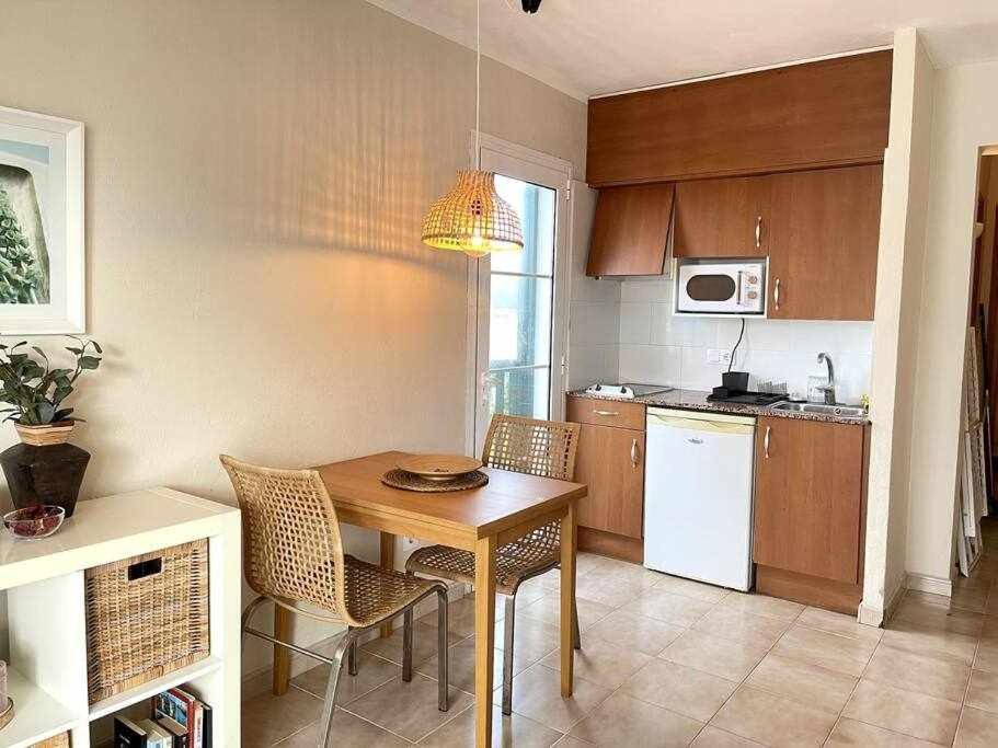Macarella Apatamento Con Piscina Daire Cala'N Blanes  Dış mekan fotoğraf
